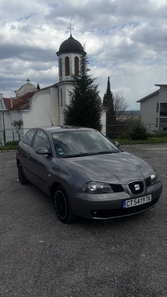 Продавам Seat Ibiza 1.4