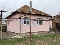 Къща в Велико Търново, област-с.Джулюница площ 90 цена 65000