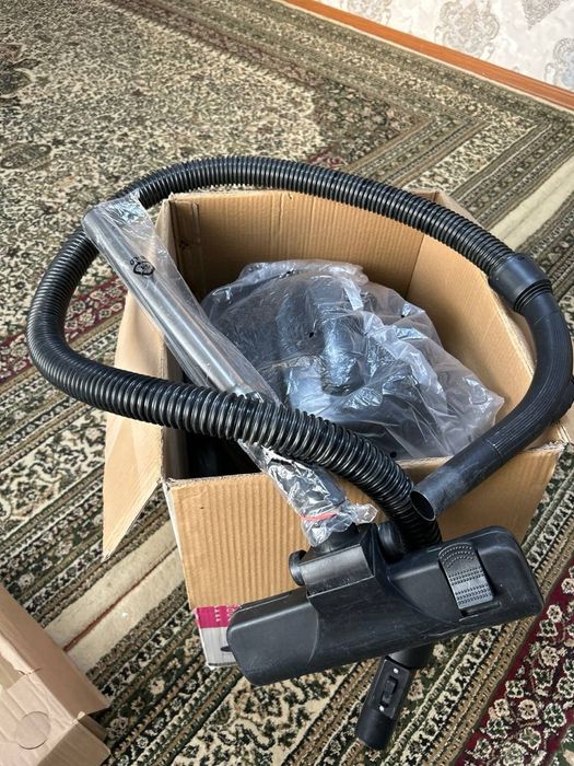 Пылесос сотилади