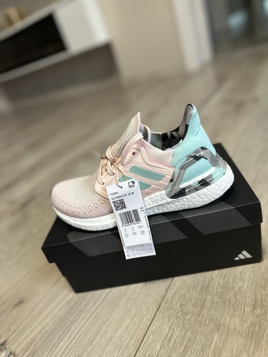 Дамски маратонки Адидас