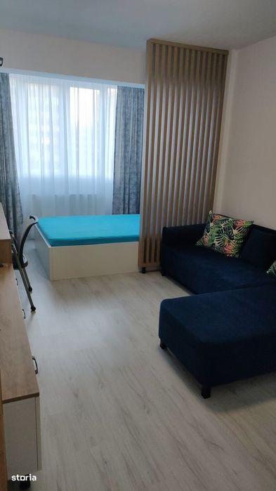 Garsoniera decomandata, metrou Berceni