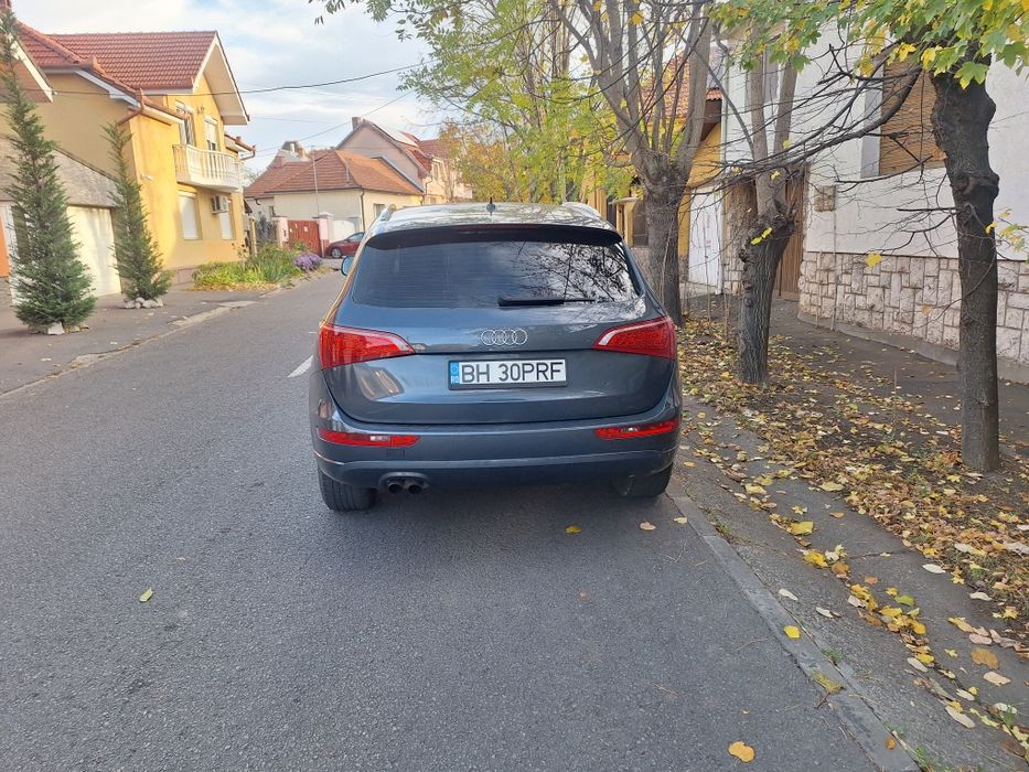 Vand sau schimb Audi Q5 2.0 automat