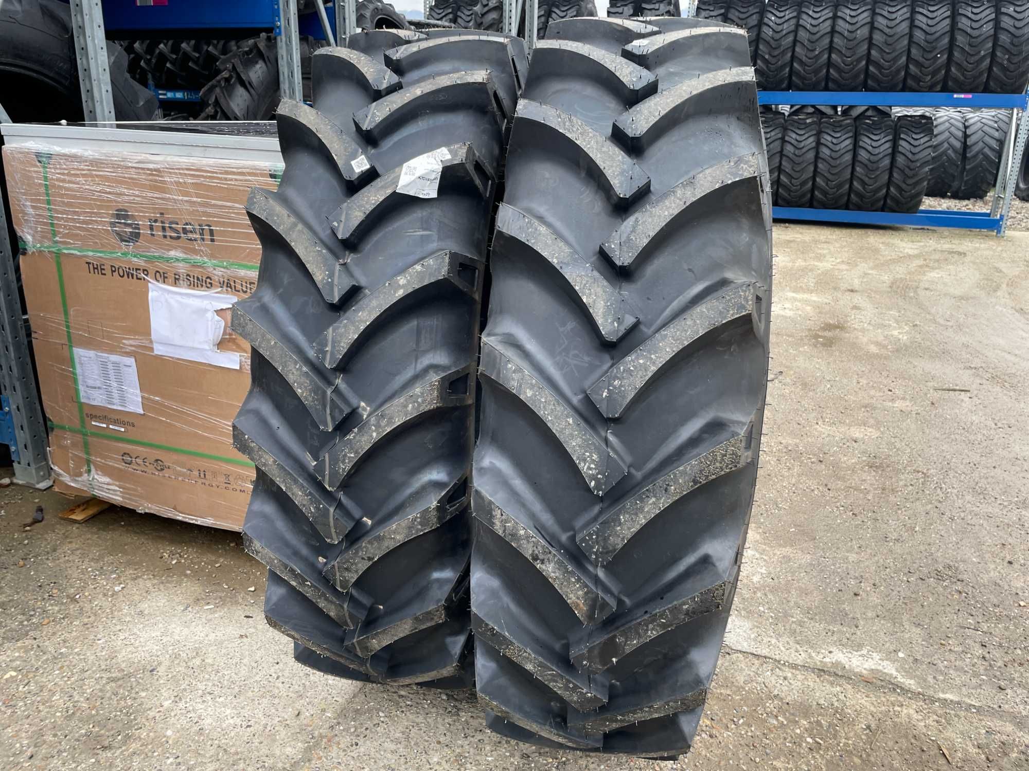 Marca OZKA 166.9-38 cu 14 pliuri cauciucuri noi pentru tractor spate