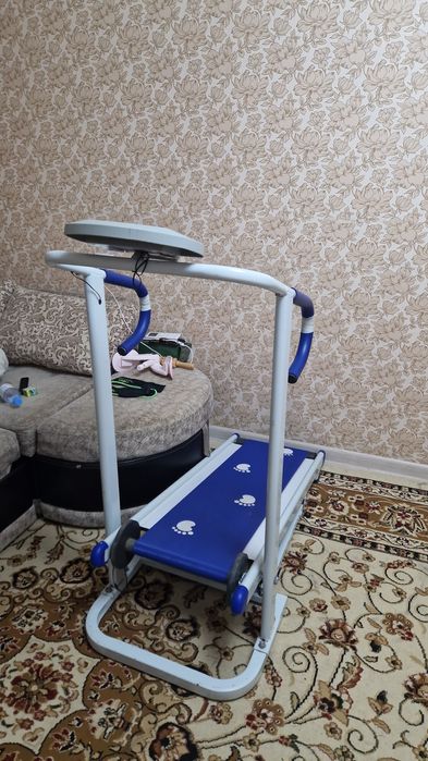 Продам беговую.дорожку механическую