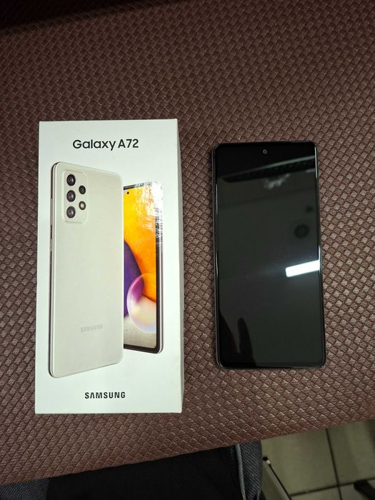 Продавам телефон Samsung A72