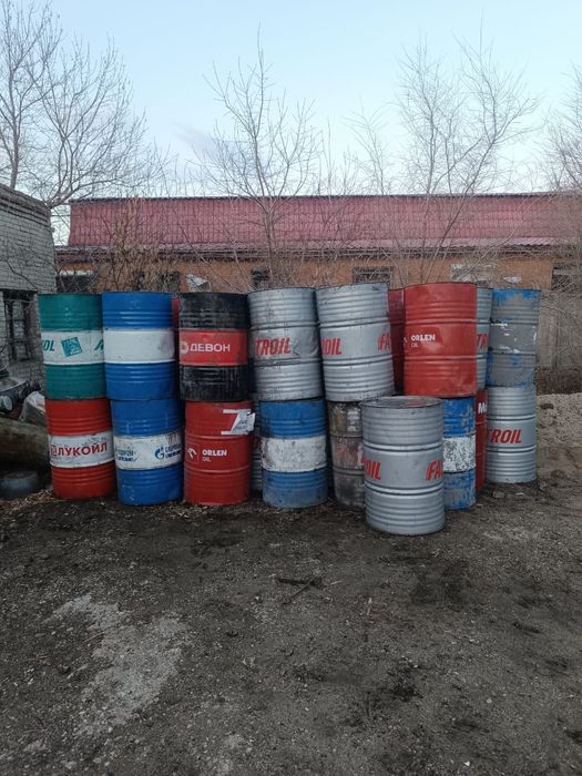 Продам пустые бочки 200л