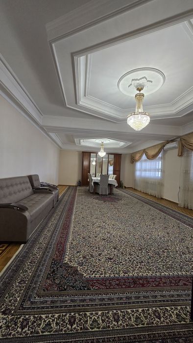 Сдается просторная квартира 5/5/7 "Хадра"