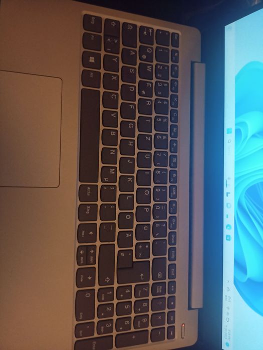 Laptop Lenovo IdeaPad 330S-15IKB 2tb