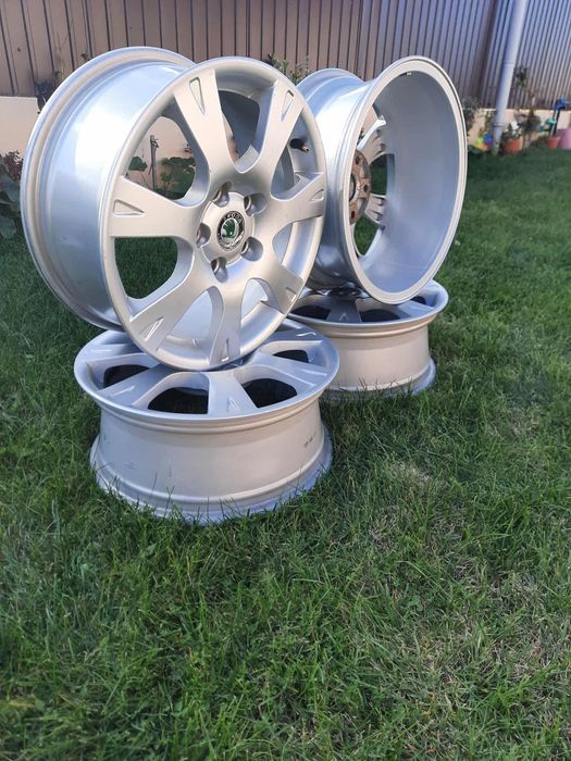 Jante de aluminiu Skoda R16
