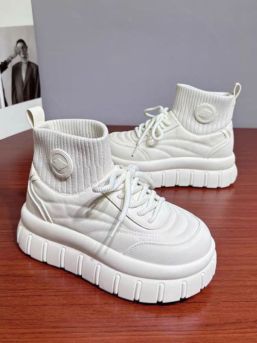 В наличии есть..