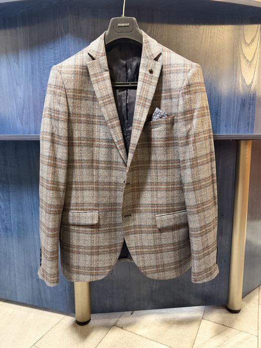 Мъжко сако размер 52