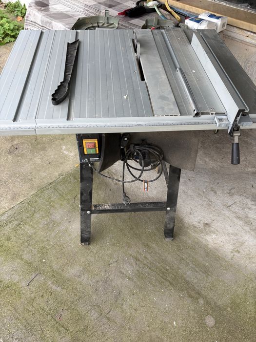 Настолен циркуляр