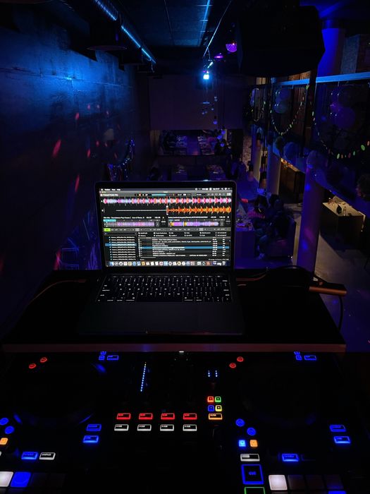 Професионален DJ за вашият щастлив повод