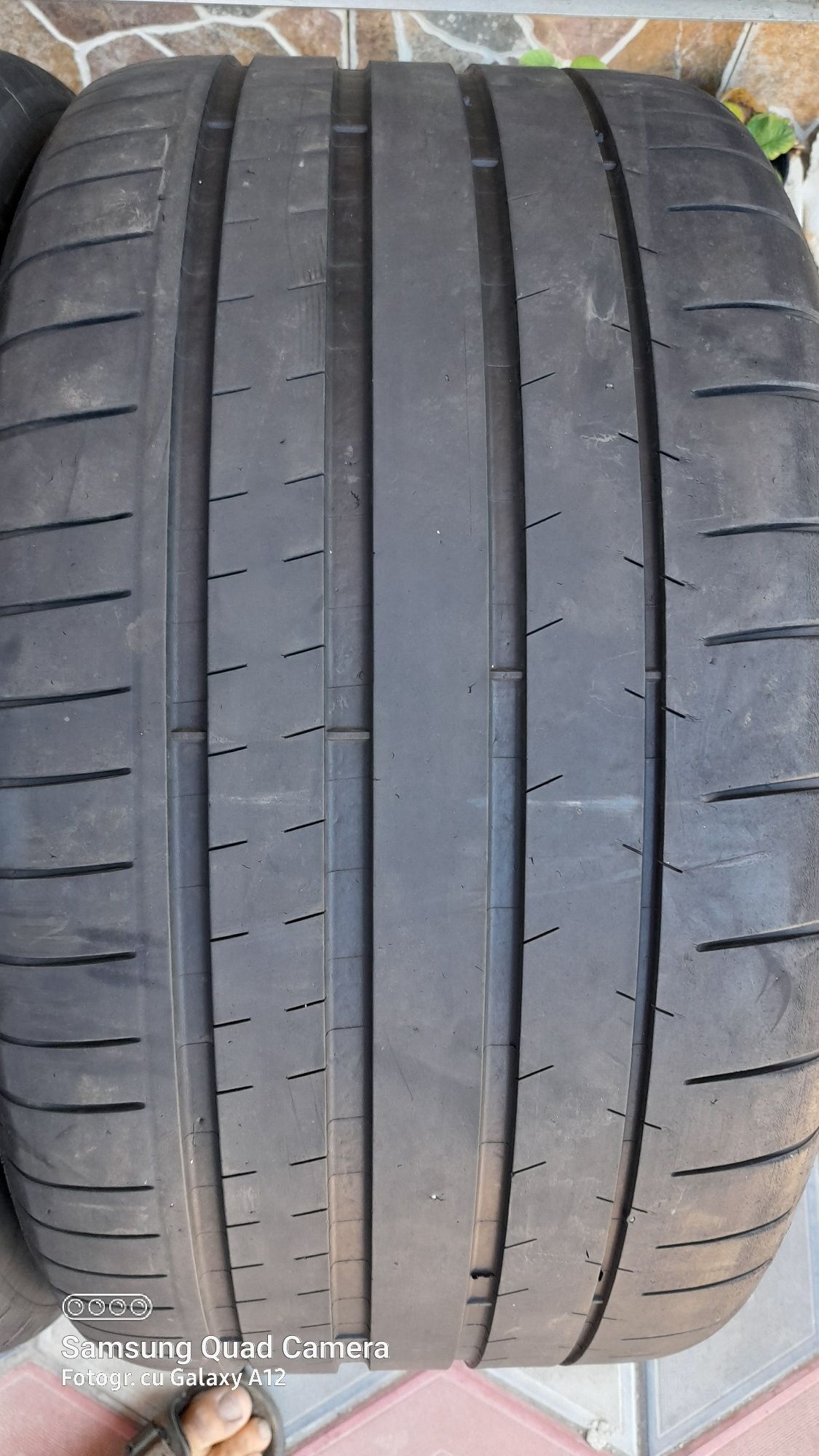 Vand 2 anvelope de vara 285 40 r19 MICHELIN foarte bune