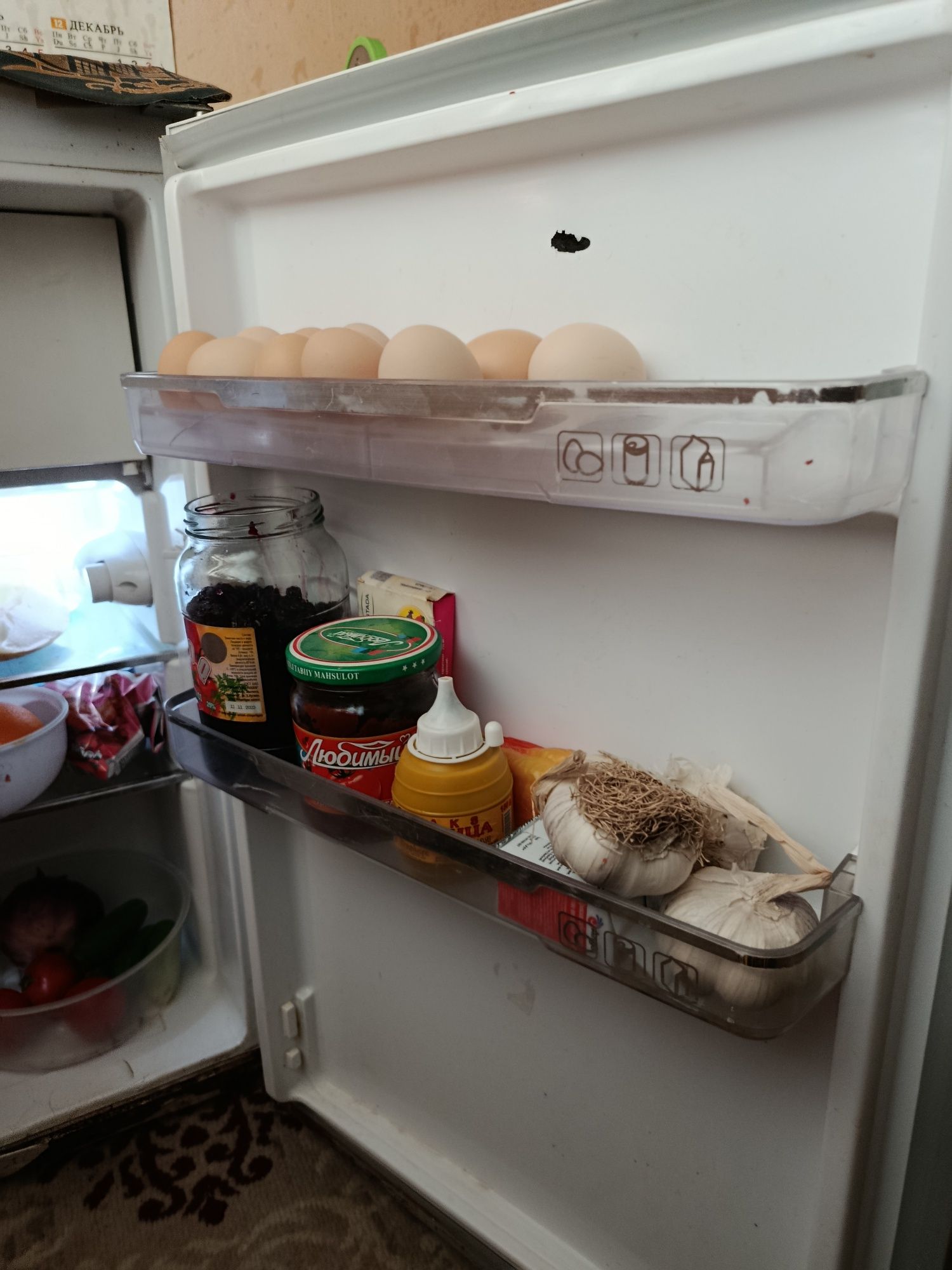 Продам холодильник