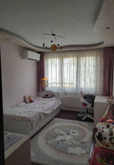 Продава се Тристаен апартамент в Пловдив, Въстанически - 87 кв.м за 1598 €/кв.м - Снимка #3