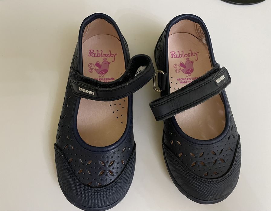 Продаю Pablosky абсолютно новые туфли для девочки 23 размера
