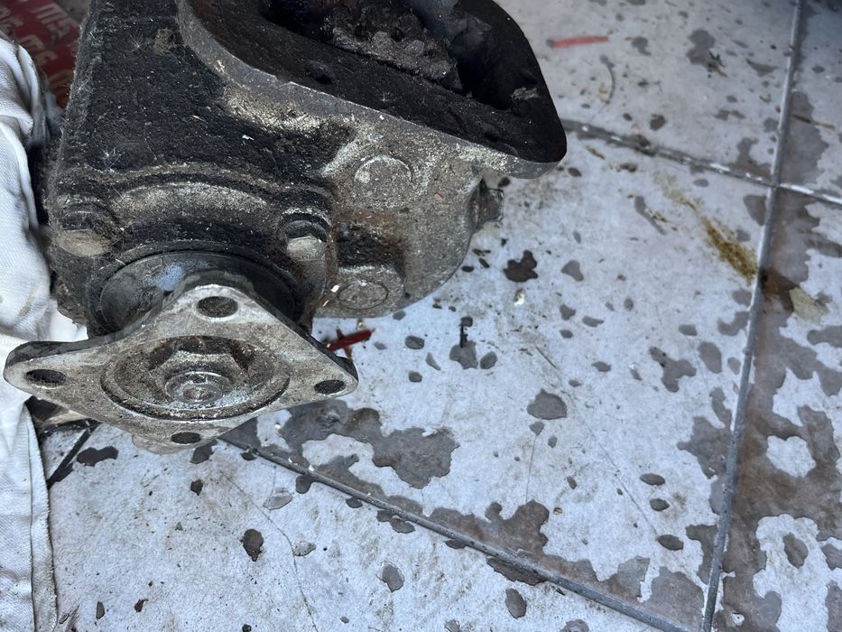 Продавам кутии за отборна мощност