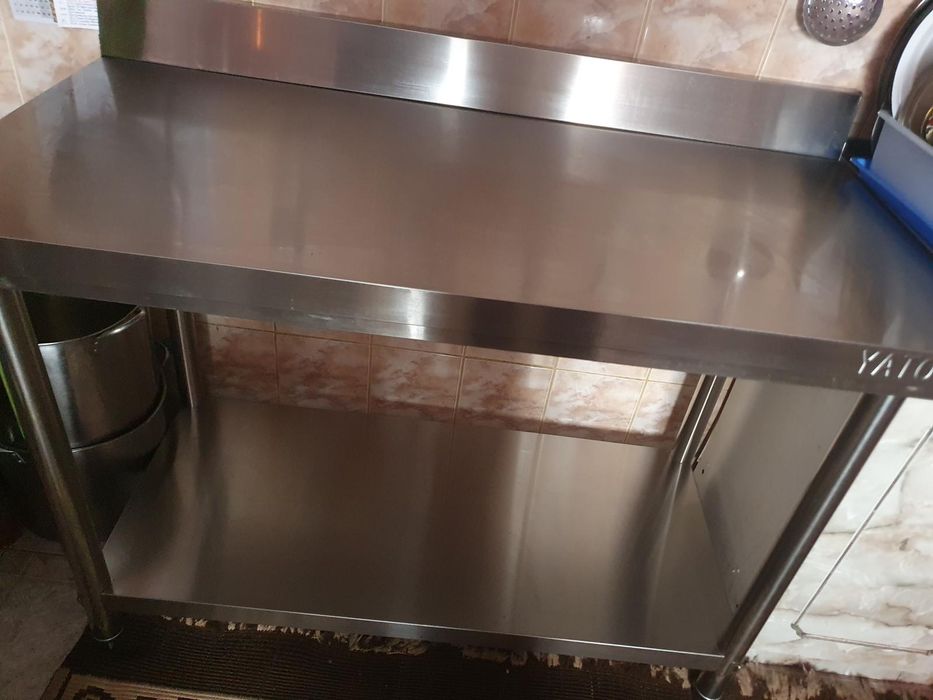 Masa inox supraetajata