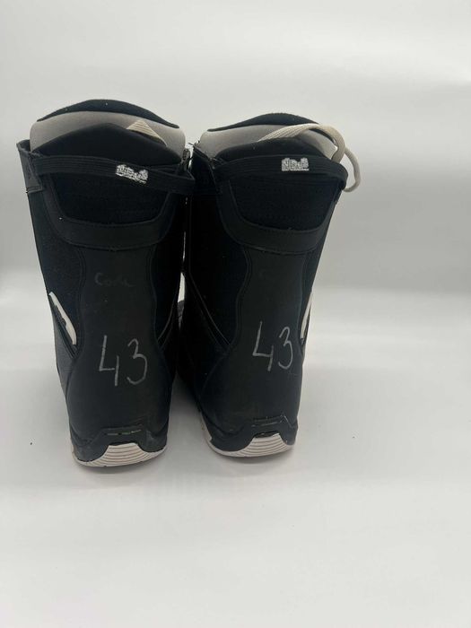 Boots snowboard Nidus marime EUR:43 Mondo:28