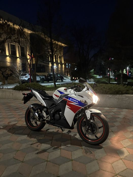 Honda CBR 125r A1
