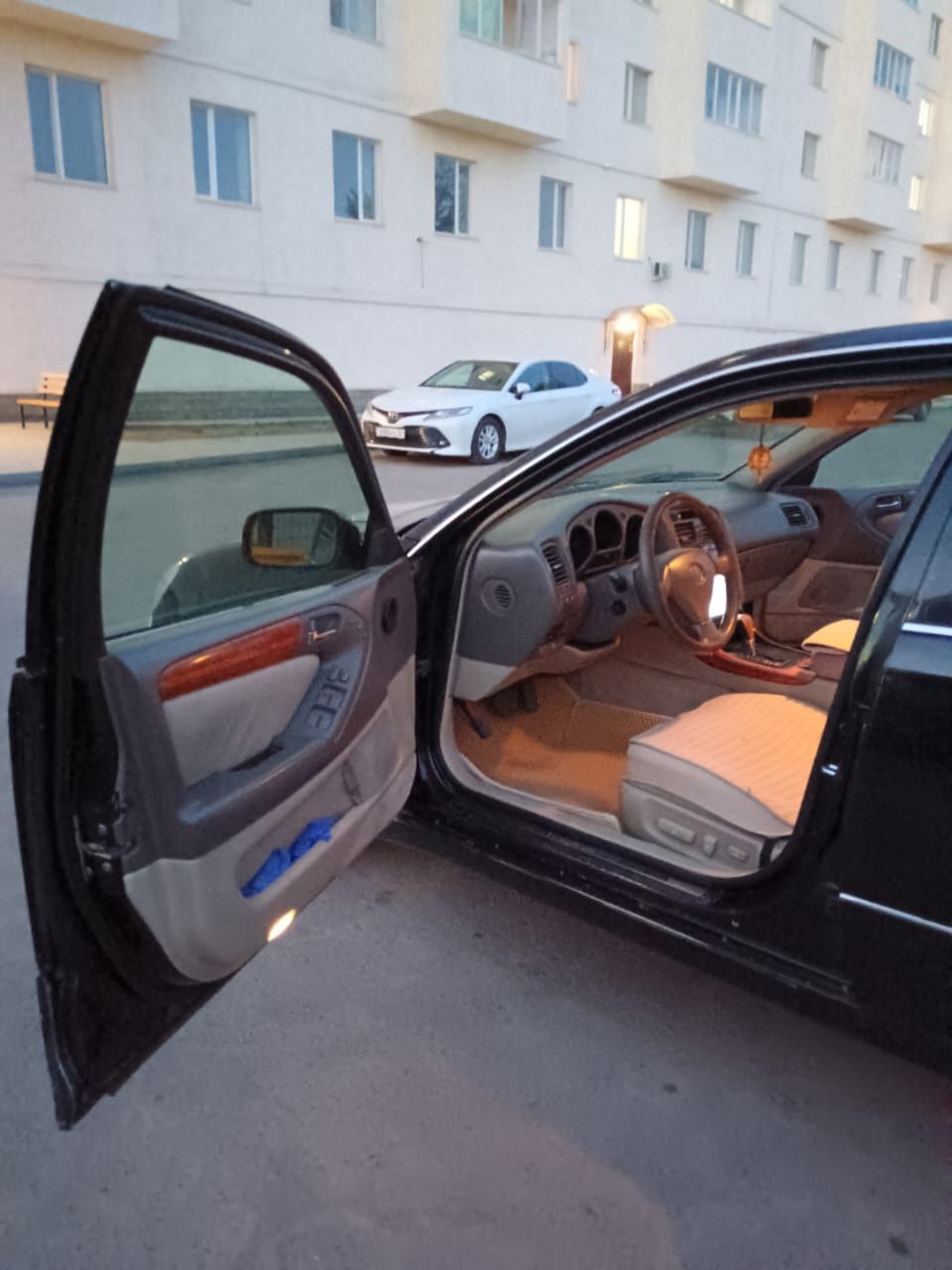 Продам авто Lexus GS 300