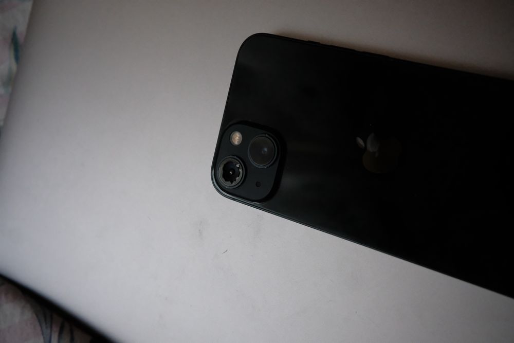 iPhone 13 baterie 100% 128gb