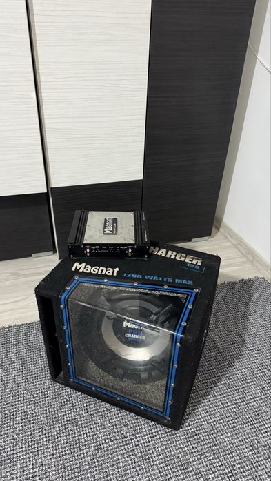 Subwoofer 1200w Magnat Pro Charger + statie 500w