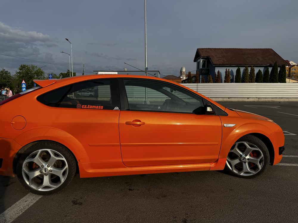 Ford Focus ST 2.5 benzina turbo