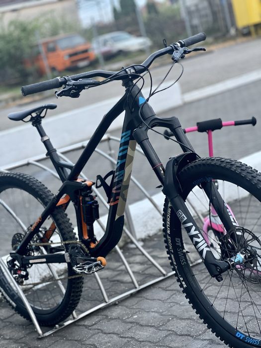 Bicicleta MTB CUSTOM Canyon Strive cf FULL CARBON | Shapeshifter
