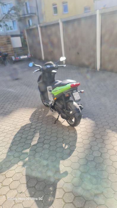 Piaggio hi per 2