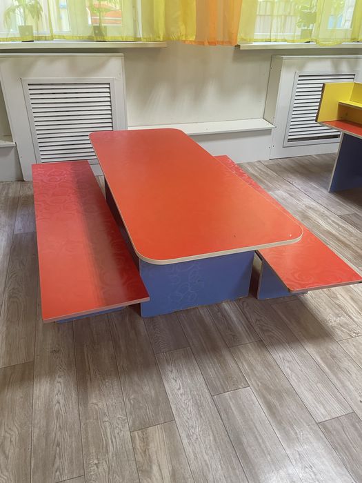 Продам столы в комплекте с лавочками
