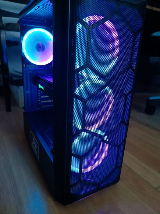 Unitate Gaming Ryzen5 16Gb GTX 1080 8Gb