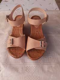 Дамски сандали с естествена кожа