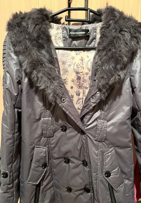 пальто демисезонное 44размер воротник кролик