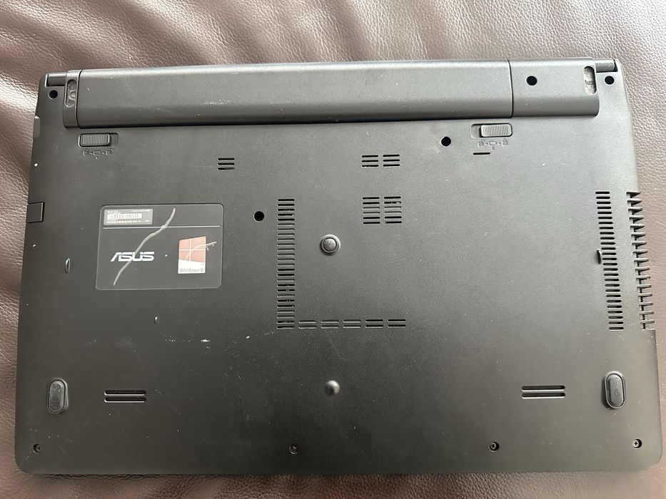 Лаптоп ASUS x501A