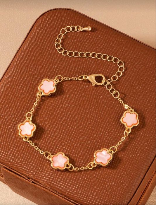 Harc гривни, модел на cartier