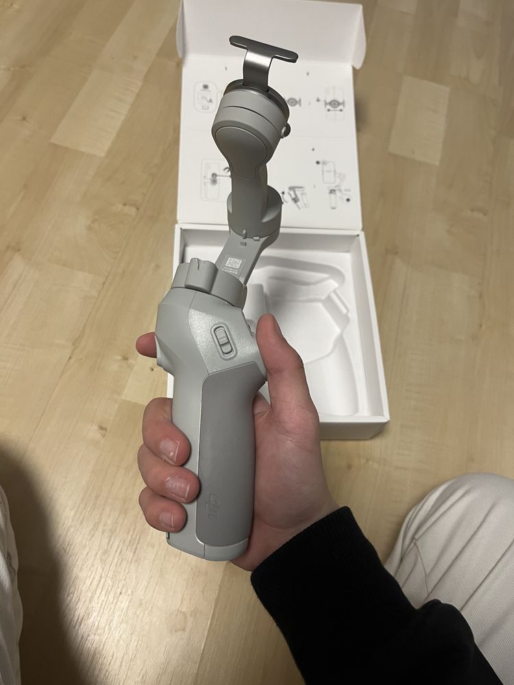 DJI Osmo Mobile SE. КАТО НОВ!