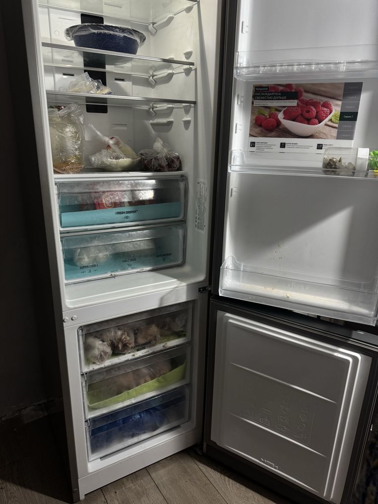 холодильник hotpoint