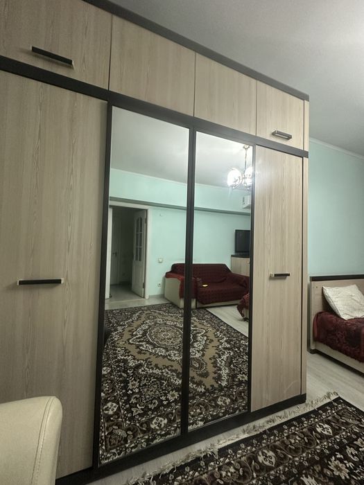 Продам спальный гарнитур