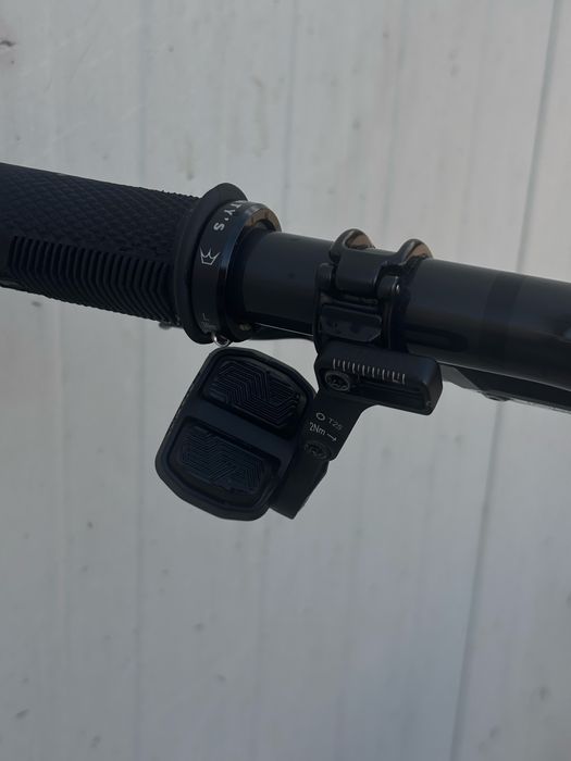 Trek slash se gen5 flight attendant