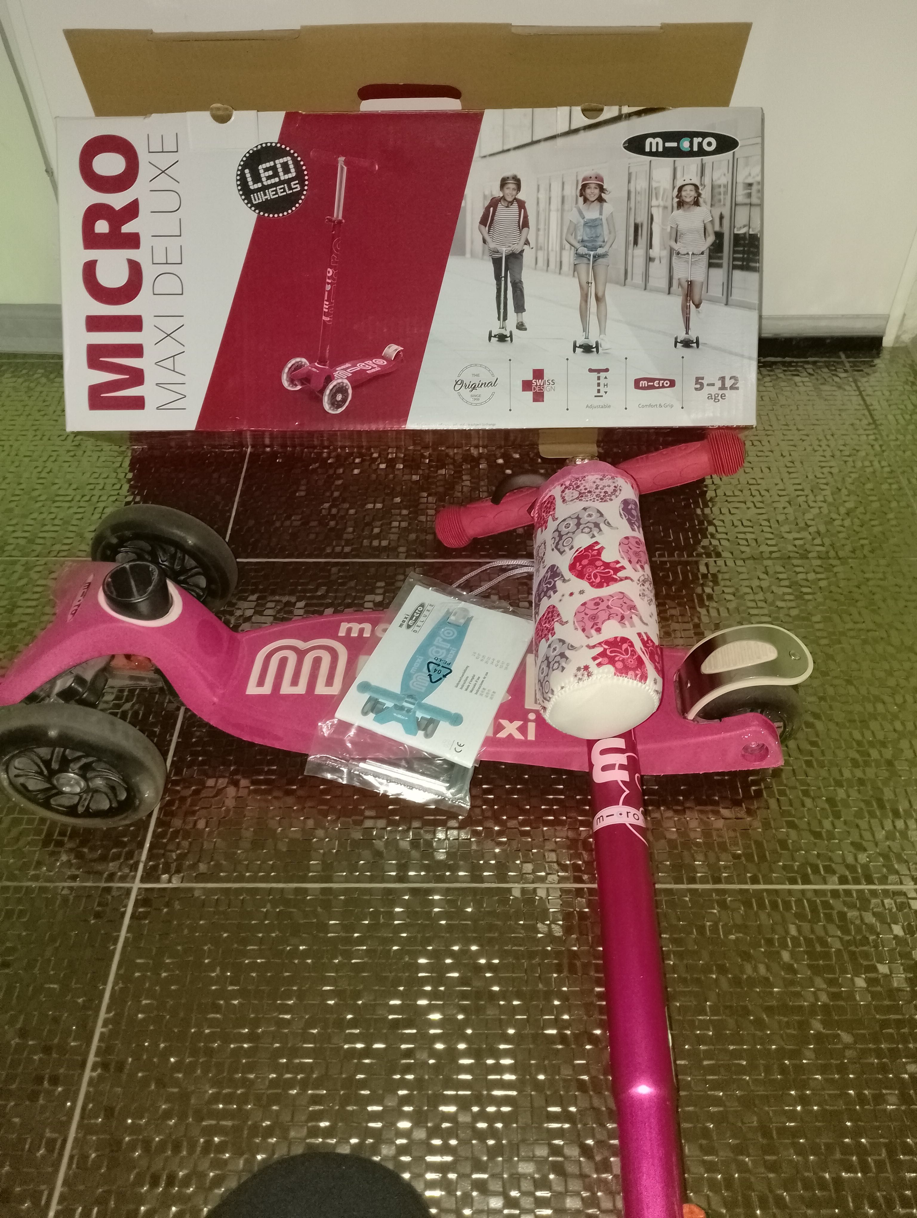Троринетка Micro Maxi Deluxe Led