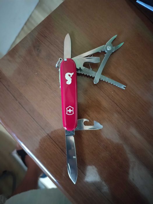 Victorinox Angler (fishman)