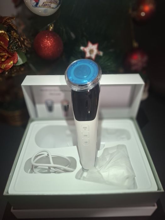 Мултифункционален уред за лице