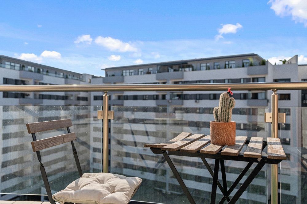 Cazare apartament Regim Hotelier / Terasa la et. 9 / 10 min de UNIRII