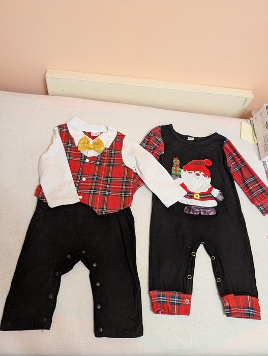 2 salopete cu motiv de craciun potrivite marimii 68