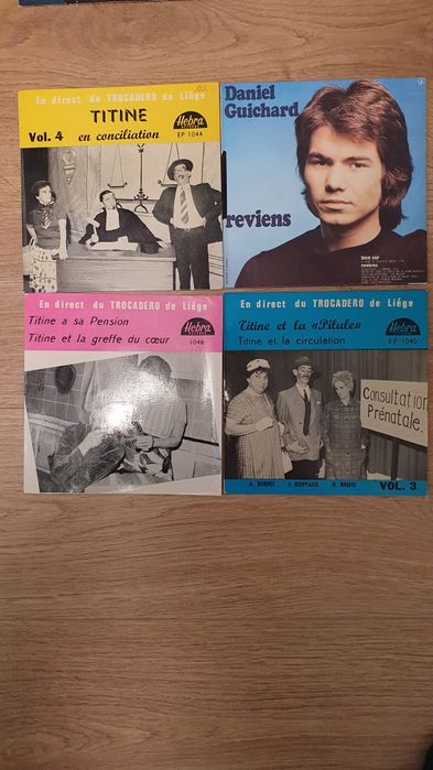 Lot 24 discuri vinil single