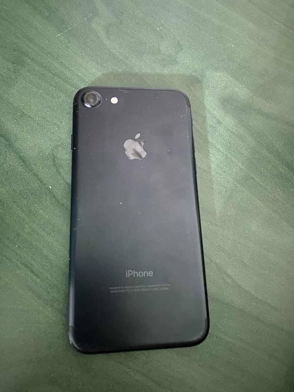 iPhone 7    32GB