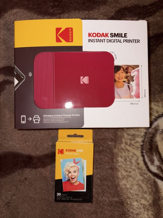 Чисто нов, неотварян фотопринтер Kodak Smile