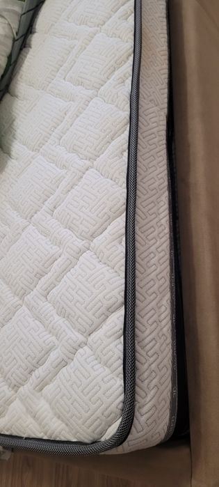 Продаётся матрас